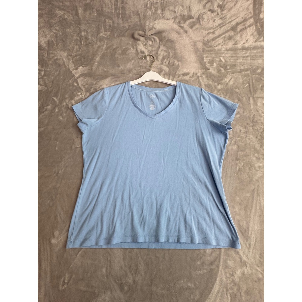 St Johns Bay Womens Essential Tee Light Blue V-Neck 100% Cotton Shirt Large 1432